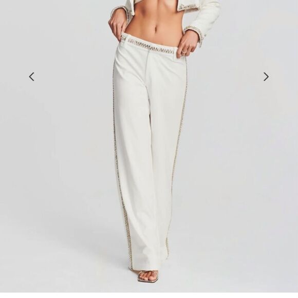 CARRIE BRA AND JESSA PANT
Retrofête - Picture 6 of 10